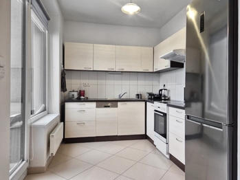Pronájem bytu 2+kk v osobním vlastnictví 65 m², Praha 10 - Dolní Měcholupy