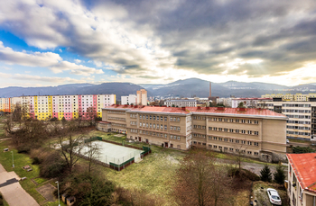 Výhled na České středohoří - Prodej bytu 4+1 v družstevním vlastnictví 86 m², Ústí nad Labem