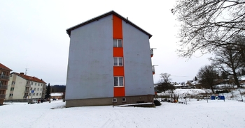 pohled zleva - Pronájem bytu 2+1 v osobním vlastnictví 59 m², Staré Město pod Landštejnem