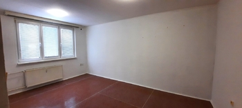 větší místnost - Pronájem bytu 2+1 v osobním vlastnictví 59 m², Staré Město pod Landštejnem