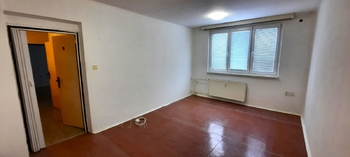 větší místnost - Pronájem bytu 2+1 v osobním vlastnictví 59 m², Staré Město pod Landštejnem