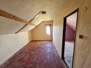 Prodej domu 141 m², Zbizuby