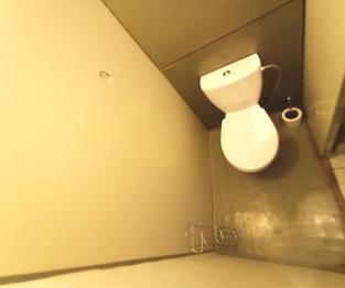 obměněn byl pouze sprhový kout. - Prodej bytu 1+kk v osobním vlastnictví 20 m², Lubná