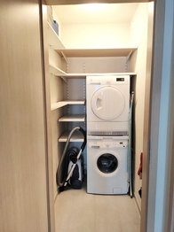 Pronájem bytu 4+1 v osobním vlastnictví 96 m², Praha 8 - Kobylisy