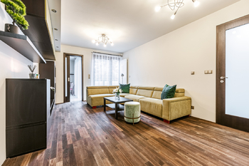 Pronájem bytu 4+1 v osobním vlastnictví 96 m², Praha 8 - Kobylisy