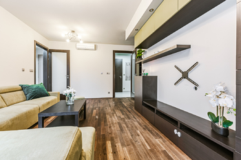Pronájem bytu 4+1 v osobním vlastnictví 86 m², Praha 8 - Kobylisy