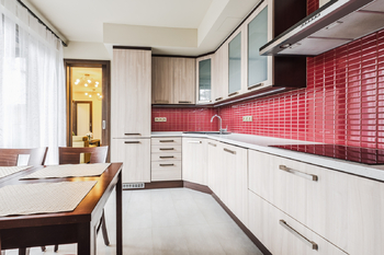 Pronájem bytu 4+1 v osobním vlastnictví 86 m², Praha 8 - Kobylisy