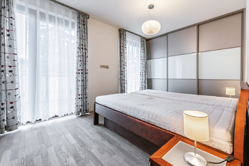 Pronájem bytu 4+1 v osobním vlastnictví 86 m², Praha 8 - Kobylisy