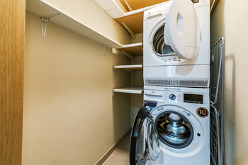 Pronájem bytu 4+1 v osobním vlastnictví 86 m², Praha 8 - Kobylisy