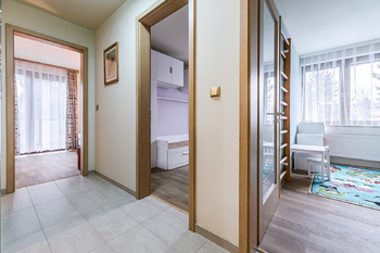 Pronájem bytu 4+1 v osobním vlastnictví 86 m², Praha 8 - Kobylisy