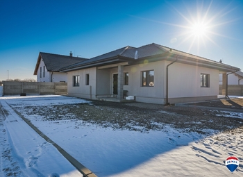 Prodej pozemku 851 m², Nezabylice