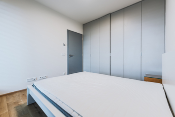 Pronájem bytu 2+kk v osobním vlastnictví 53 m², Praha 8 - Libeň