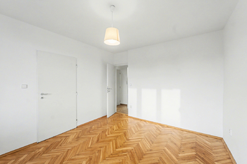 Ložnice - Prodej bytu 2+1 v osobním vlastnictví 52 m², Český Brod