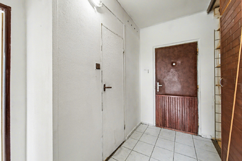 Prodej bytu 2+kk v družstevním vlastnictví 42 m², Praha 9 - Prosek