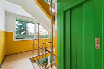 Prodej bytu 2+kk v družstevním vlastnictví 42 m², Praha 9 - Prosek