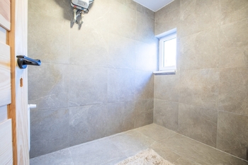 Koupelna, AI vyklizeno - Prodej domu 105 m², Roudnice nad Labem