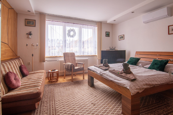 Pronájem domu 170 m², Břeclav