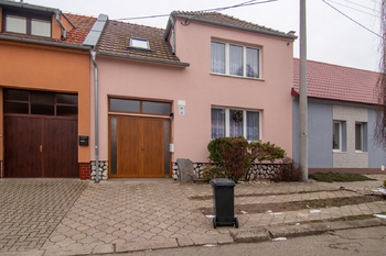 Pronájem domu 170 m², Břeclav