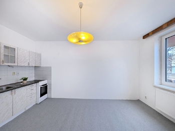 Prodej bytu 1+kk v osobním vlastnictví 30 m², Pardubice