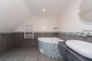 Prodej domu 368 m², Novosedlice