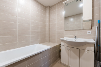 Prodej domu 368 m², Novosedlice