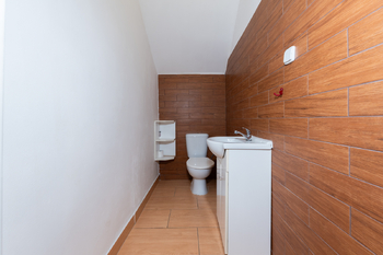 Prodej domu 368 m², Novosedlice