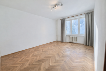 Ložnice - Pronájem bytu 2+1 v osobním vlastnictví 54 m², Praha 4 - Nusle