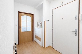 Pronájem bytu 2+1 v osobním vlastnictví 54 m², Praha 4 - Nusle