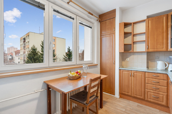Kuchyně - Prodej bytu 2+1 v osobním vlastnictví 73 m², Praha 10 - Strašnice