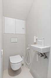 WC přízemí  - Prodej domu 177 m², Nezabudice