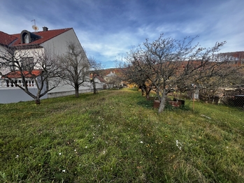 Prodej pozemku 669 m², Strání