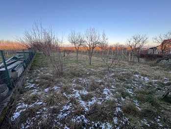 Prodej pozemku 853 m², Znojmo