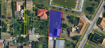 Prodej pozemku 801 m², Znojmo