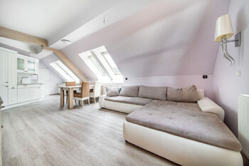 Prodej bytu 6 a více v osobním vlastnictví 144 m², Karlovy Vary