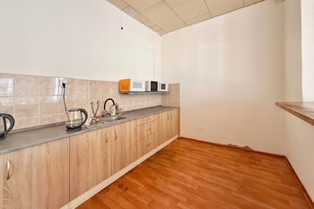 Pronájem skladovacích prostor 2804 m², Plzeň