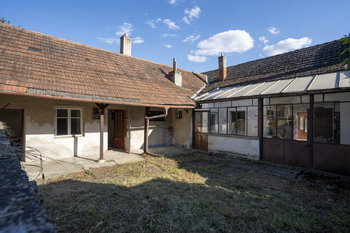 Zahrada s příjemným soukromím - Prodej domu 210 m², Bohuslavice u Zlína