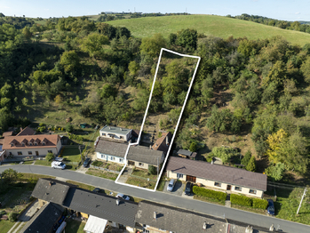 Pozemek domu vede až k zadní cestě - Prodej domu 210 m², Bohuslavice u Zlína