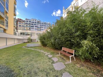 Pronájem bytu 2+kk v osobním vlastnictví 65 m², Praha 7 - Holešovice