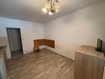 Pronájem bytu 1+kk v osobním vlastnictví 28 m², Kunovice