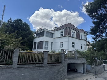 Pronájem bytu 3+kk v osobním vlastnictví 113 m², Praha 5 - Smíchov