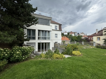 Pronájem bytu 3+kk v osobním vlastnictví 113 m², Praha 5 - Smíchov