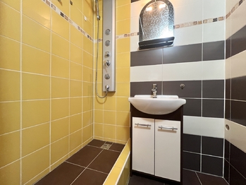 Prodej bytu 3+1 v družstevním vlastnictví 68 m², Jirkov