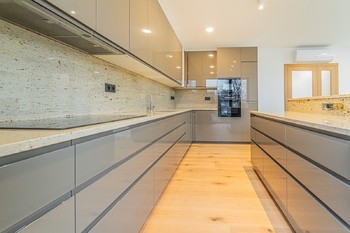 Pronájem bytu 3+kk v osobním vlastnictví 92 m², Praha 4 - Kunratice