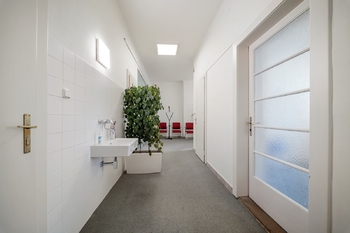 předsíň foto 5 - Pronájem bytu 4+1 v osobním vlastnictví 154 m², Brno