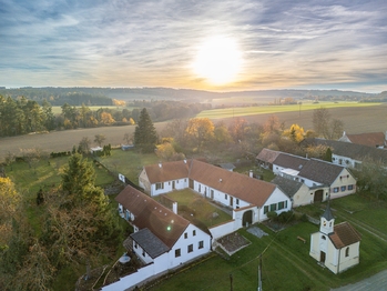 letecký pohled - Prodej apartmánu 360 m², Písečné