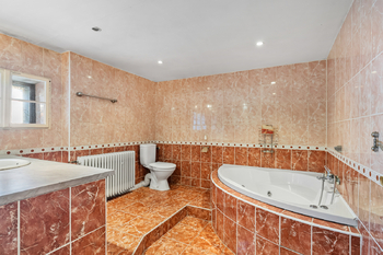 Prodej domu 428 m², Chuchelna