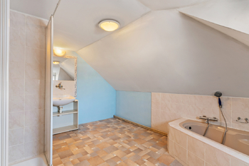 Prodej domu 428 m², Chuchelna