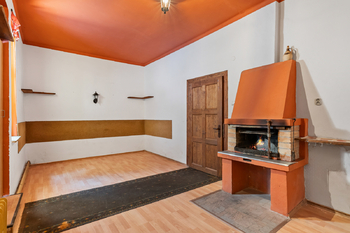 Prodej domu 428 m², Chuchelna