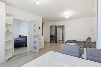 Prodej bytu 2+kk v osobním vlastnictví 47 m², Praha 6 - Řepy