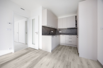 Prodej bytu 3+kk v osobním vlastnictví 75 m², Praha 9 - Hloubětín